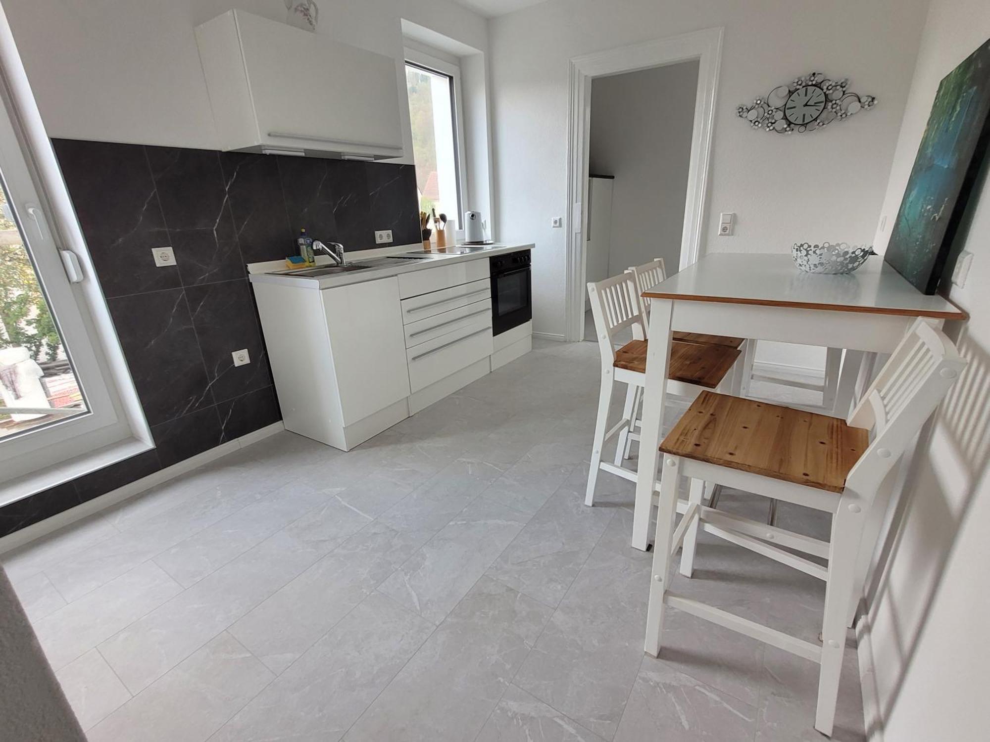 Schoene 3,5 Zimmer Handwerkerwohnung Free Parking Gute Lage Альбштадт Экстерьер фото