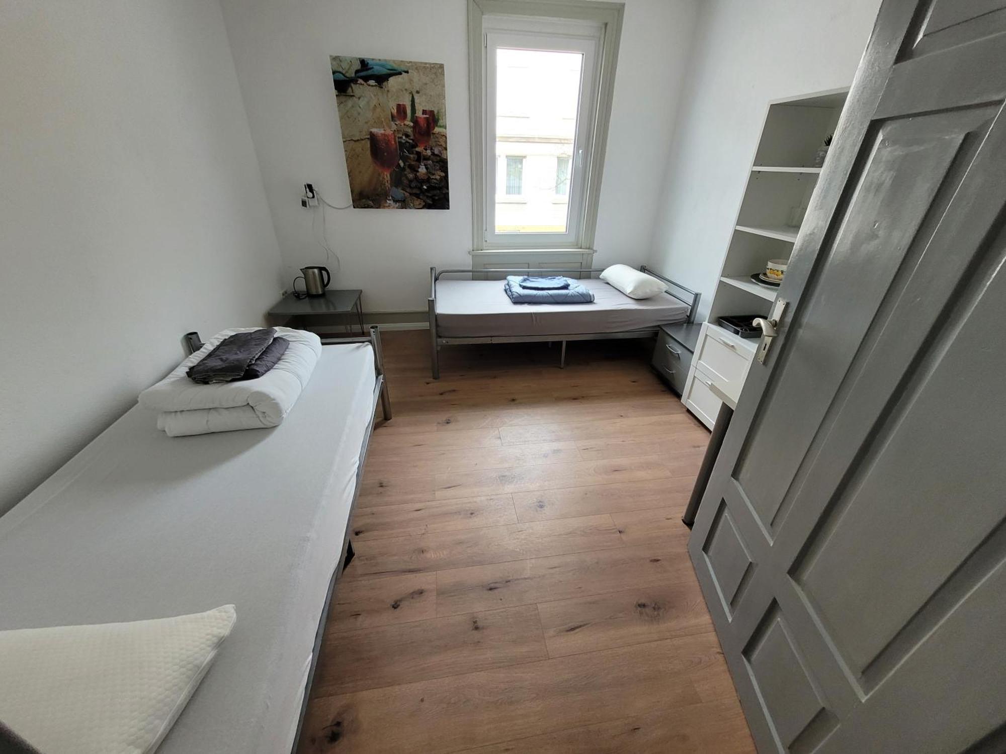 Schoene 3,5 Zimmer Handwerkerwohnung Free Parking Gute Lage Альбштадт Экстерьер фото